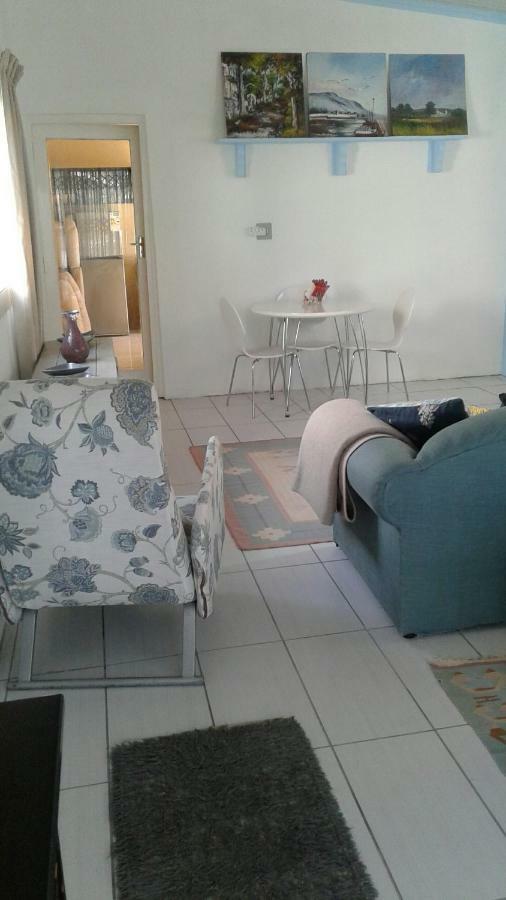 36 Df Strauss Street Apartment Kleinmond Exterior photo